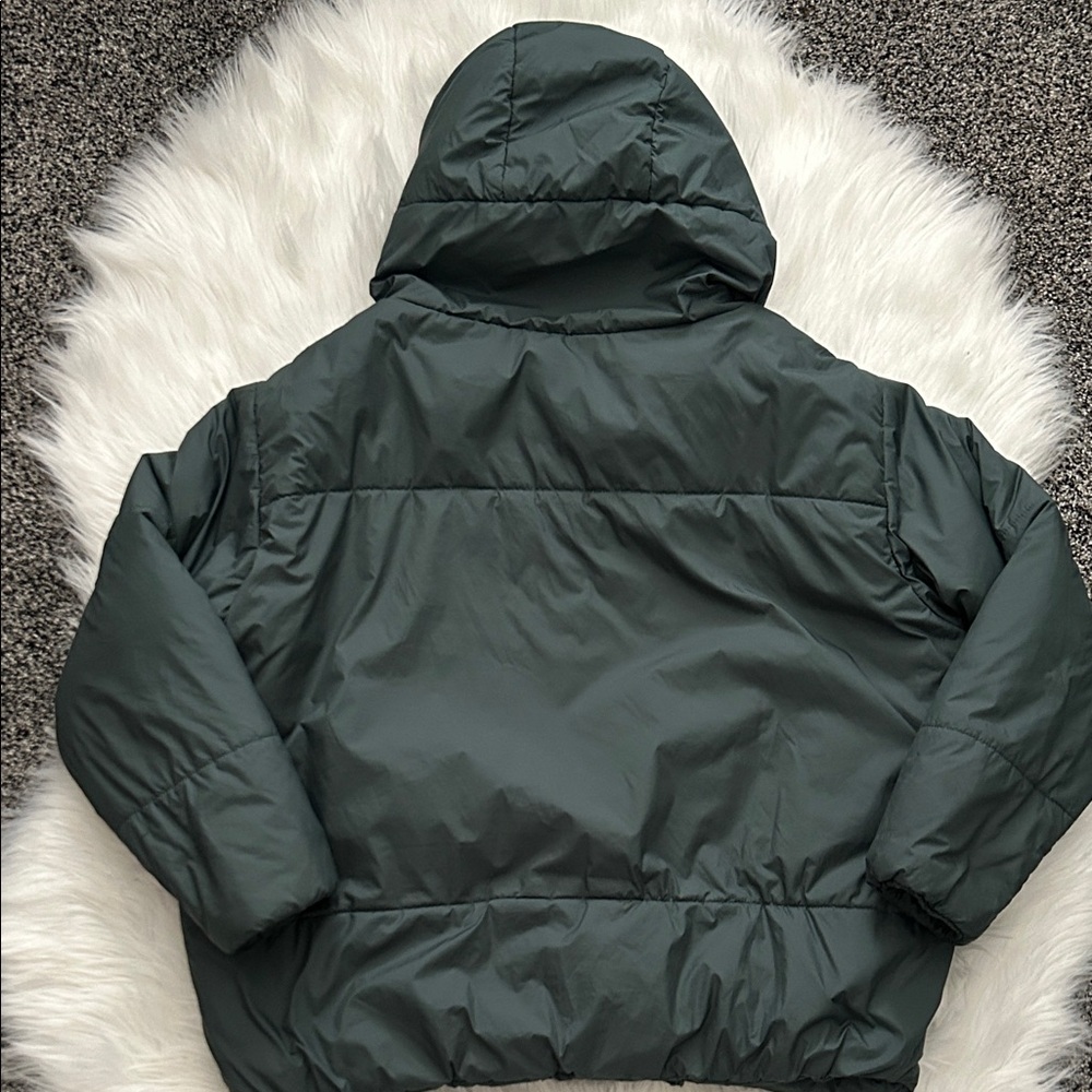 LIV Outdoor Women's Quilted Puffer Jacket - Picture 5 of 5